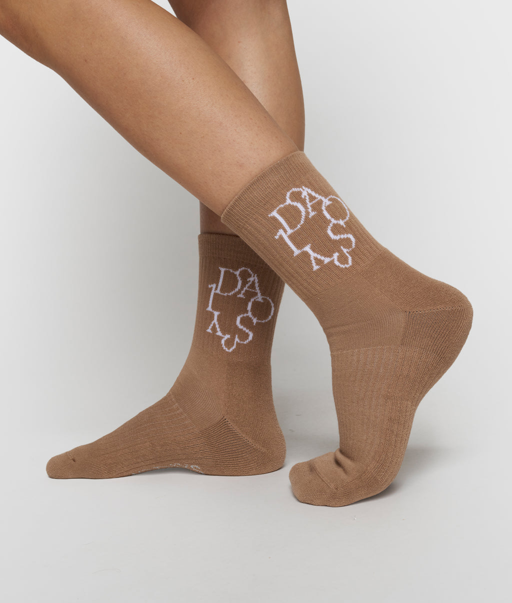 socks curly 10 | light fudge