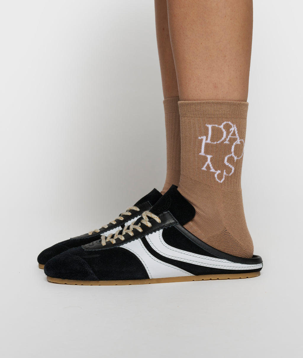 socks curly 10 | light fudge