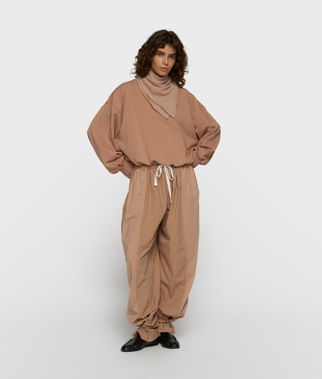 balloon pants | light fudge