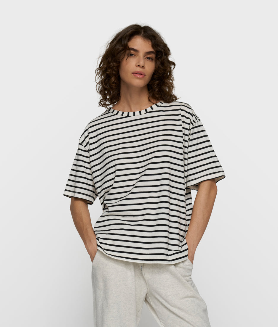 THE TEE STRIPES | white/black