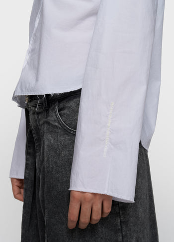 cropped shoulder shirt | white