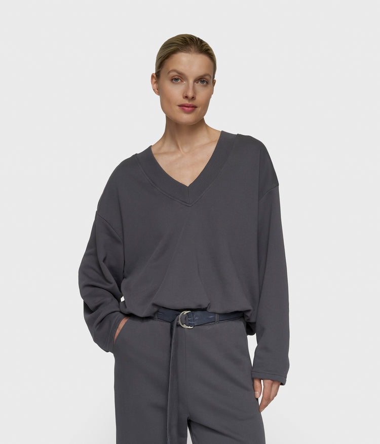 v-neck balloon sweater | steel blue