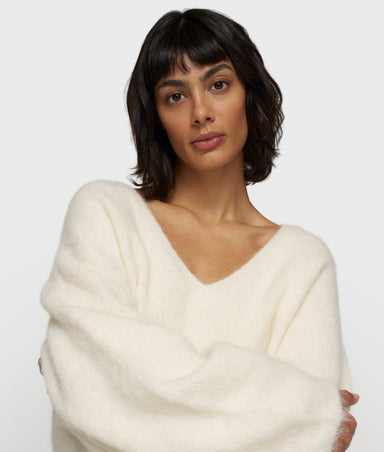 KNIT SWEATERS
