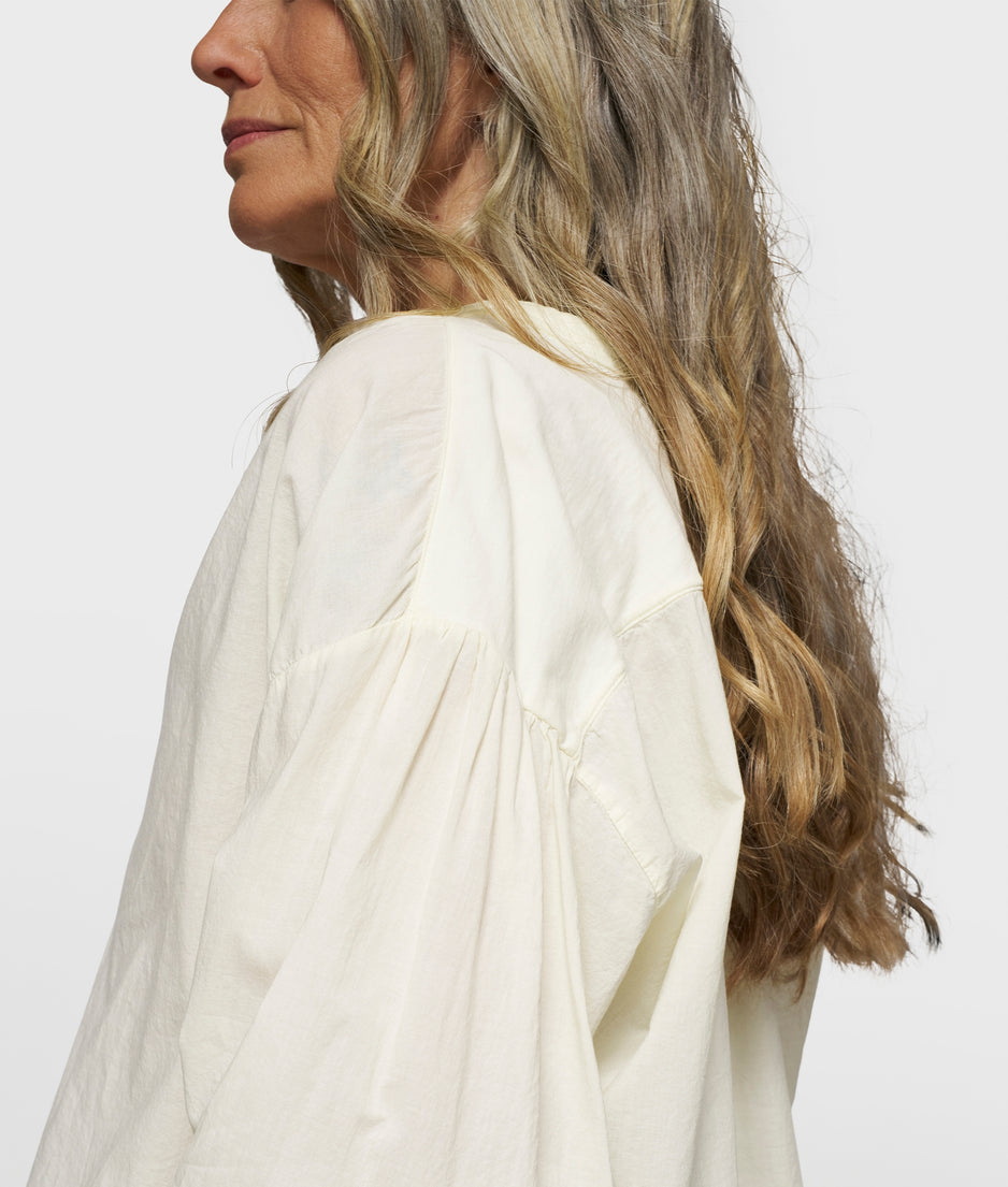 flowy blouse | faded pastel yellow