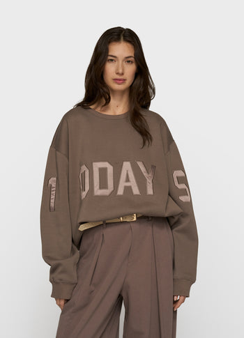 statement sweater logo | moonrock