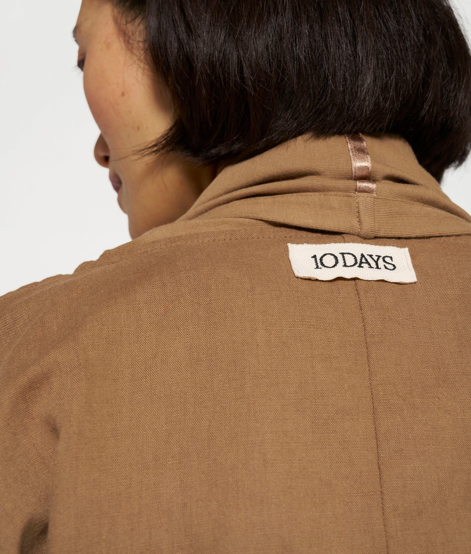 wellness jacket | cedar brown