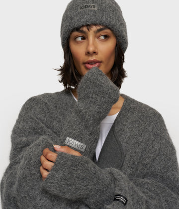hairy knit gloves | antra melee