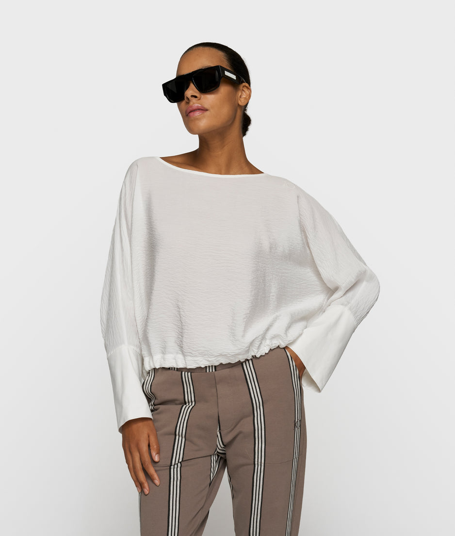batwing top | ecru