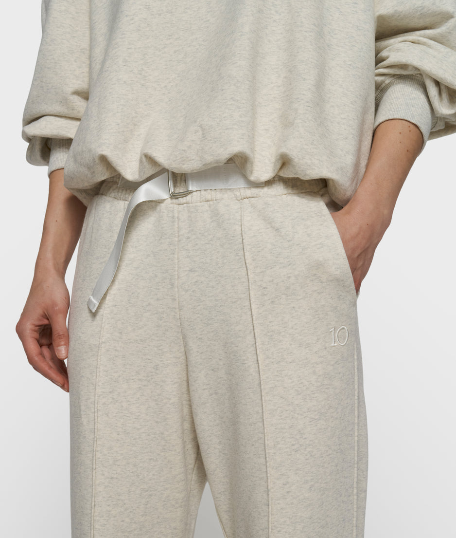 belt jogger | soft white melee
