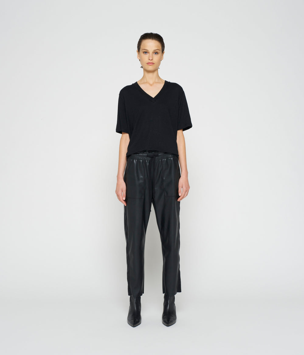 leatherlook side panel jogger | black