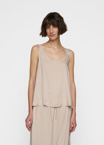 shiny tank top | rope