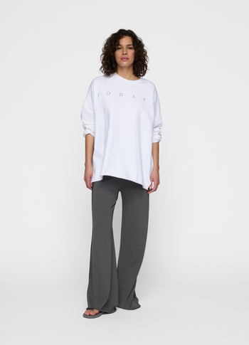 beach sweater | white