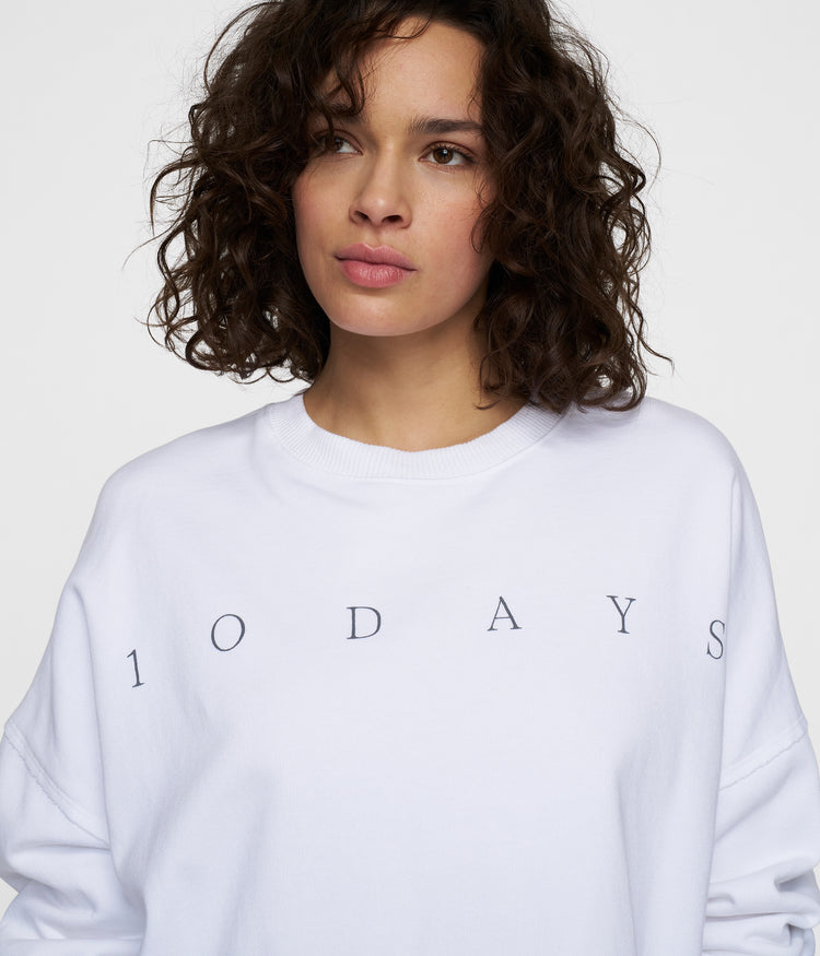 beach sweater | white