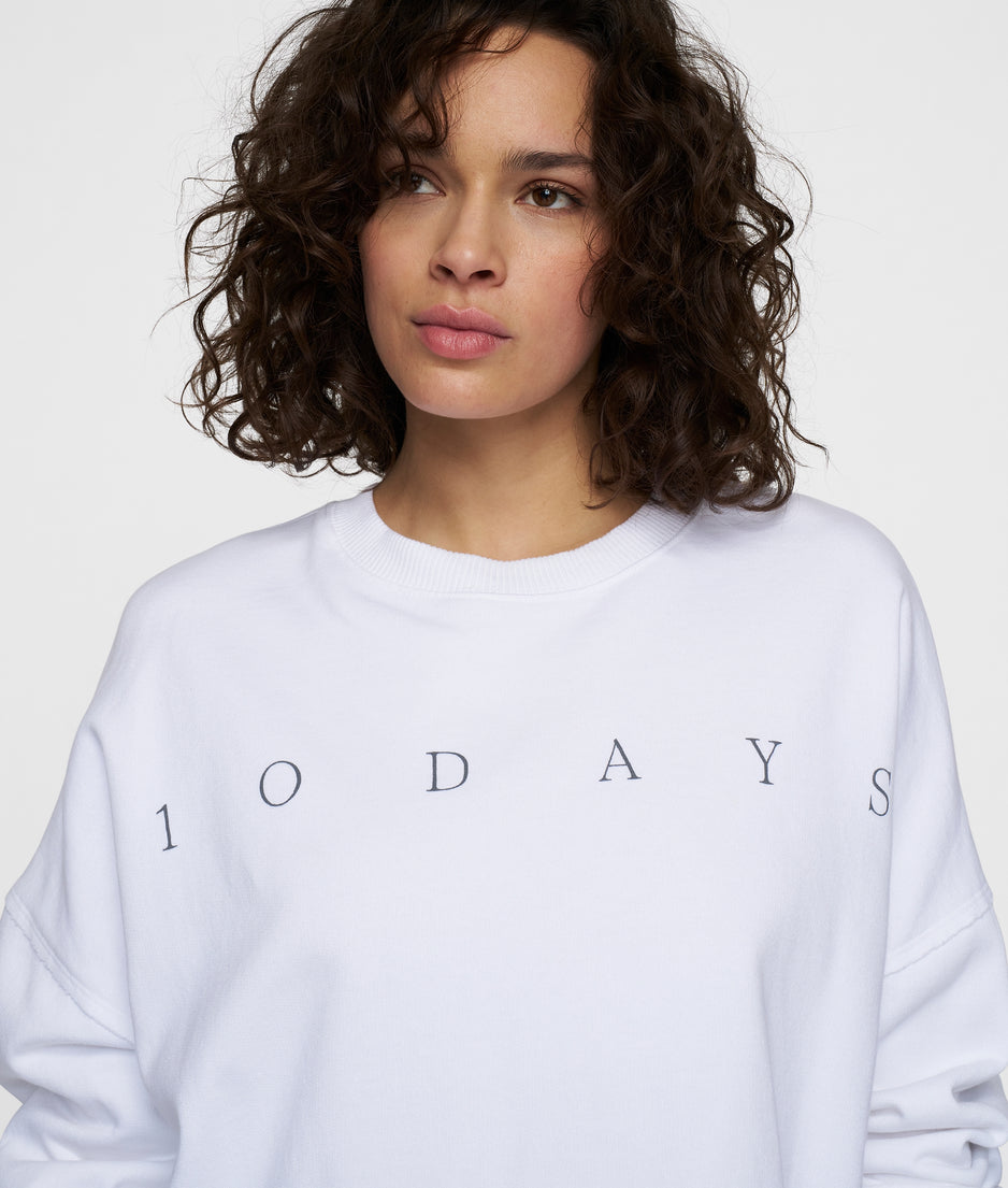beach sweater | white