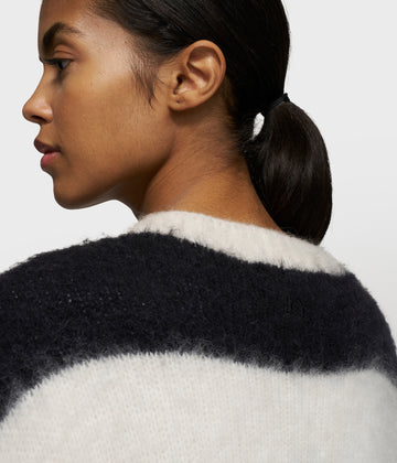 cropped hairy knit sweater stripes | ecru/black