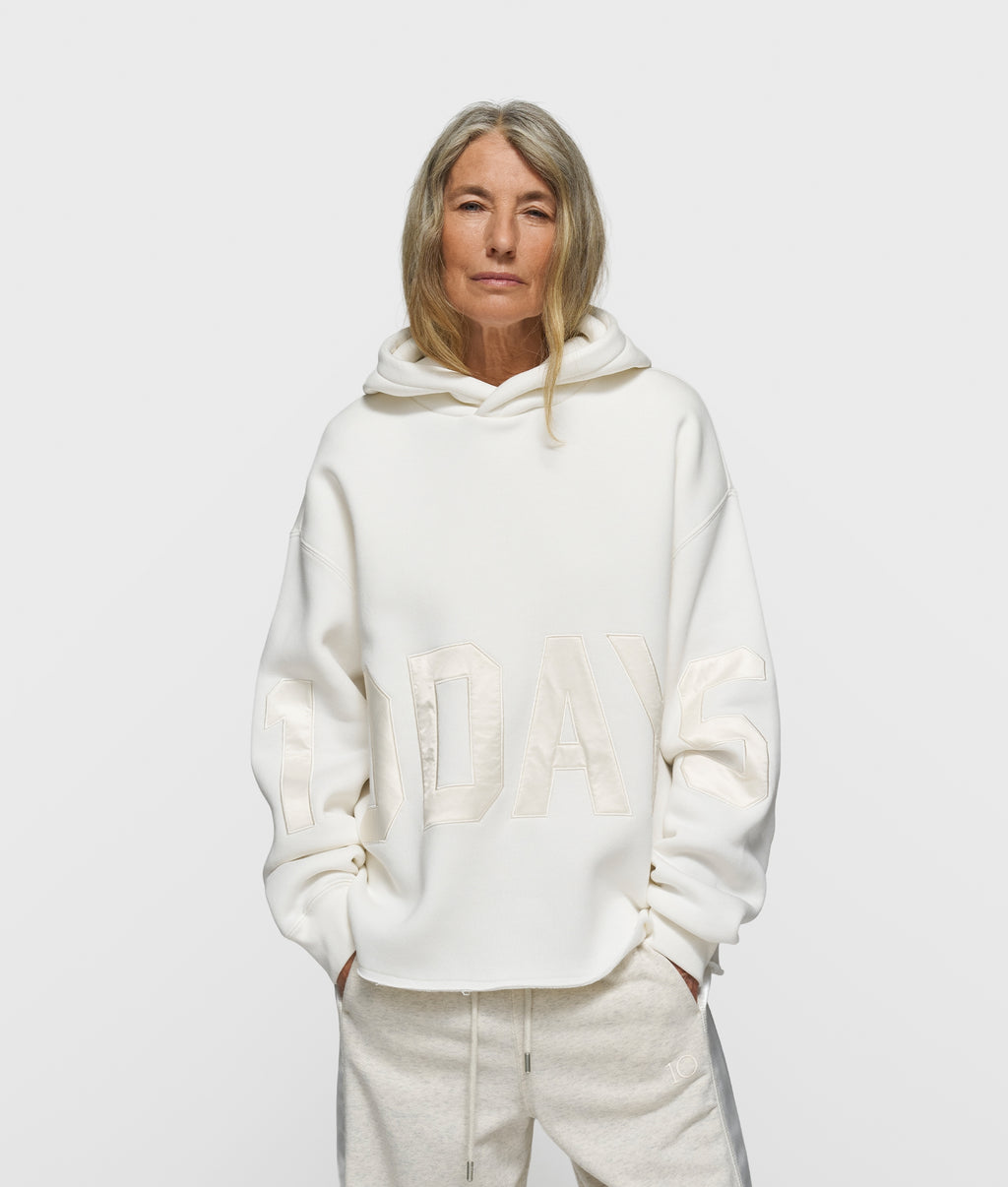 CDL STATEMENT HOODIE IVORY Mサイズ 103_20251016_10DAYS_PS26_ECOM_