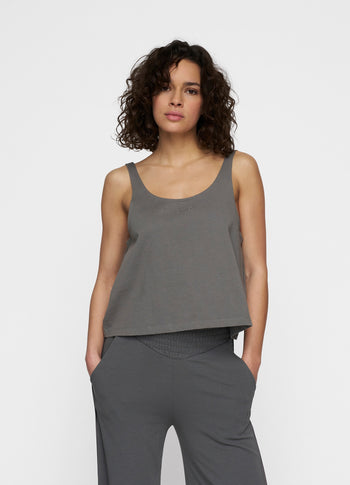logo tank top | oil