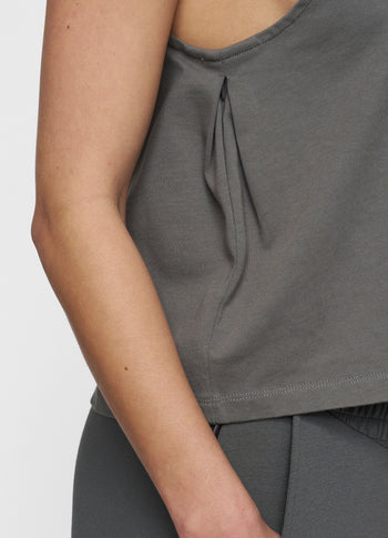 logo tank top | oil