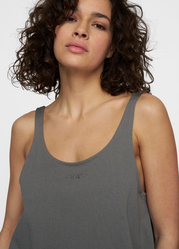 logo tank top | oil