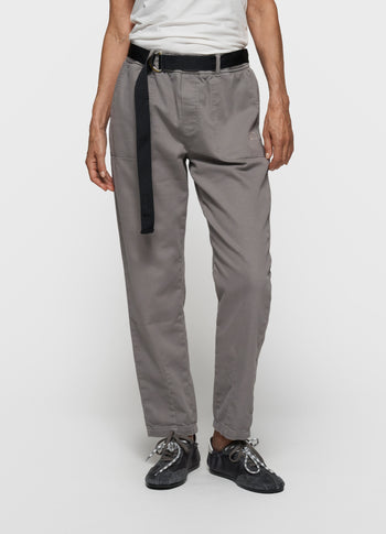 belted pants jog twill | light graphite