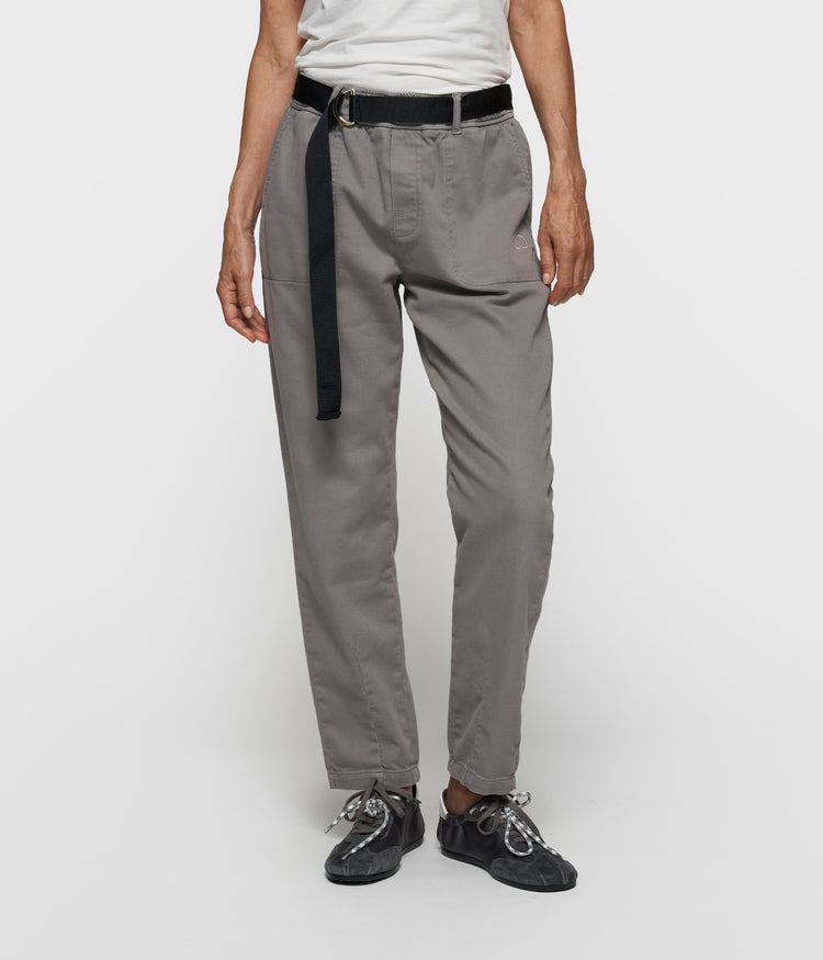 belted pants jog twill | light graphite