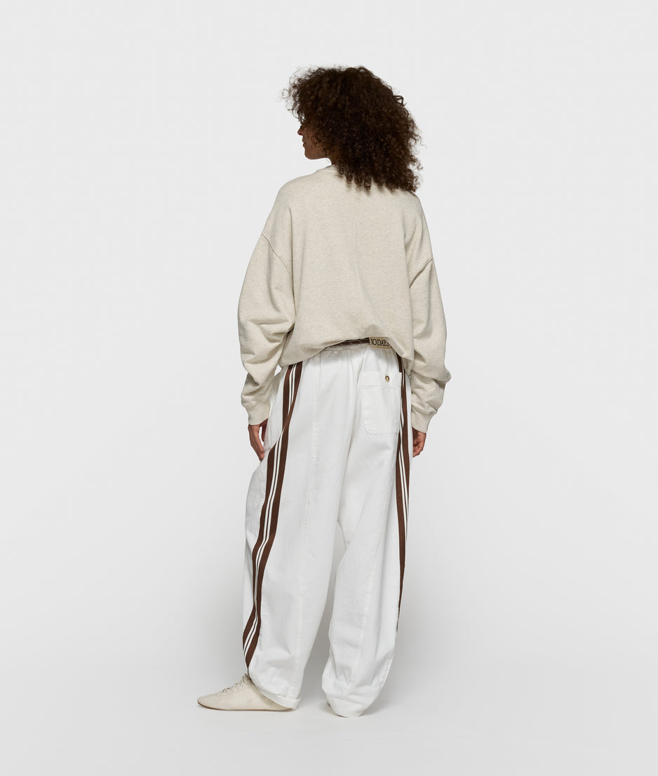 wide tapered pants | optic white
