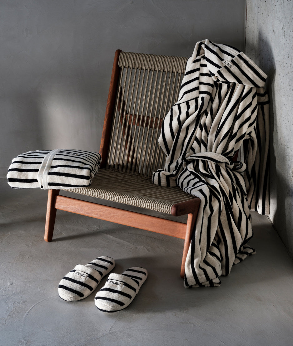 towel stripes | ecru/black