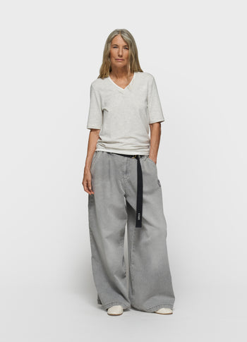 double layer v-neck tee | soft white melee