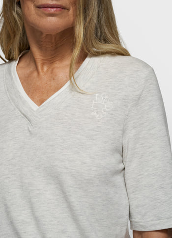 double layer v-neck tee | soft white melee