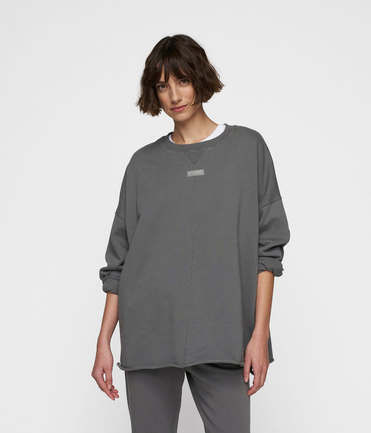 beach sweater | oil
