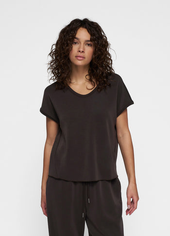 soft scuba v-neck tee | chocolate