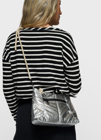 banana mini pouch | silver