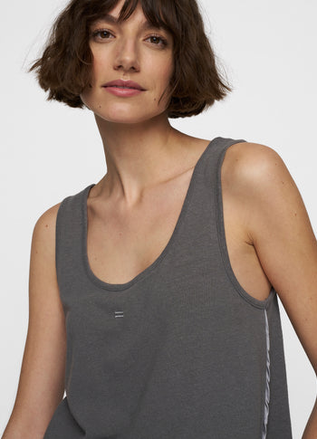 singlet linen | oil