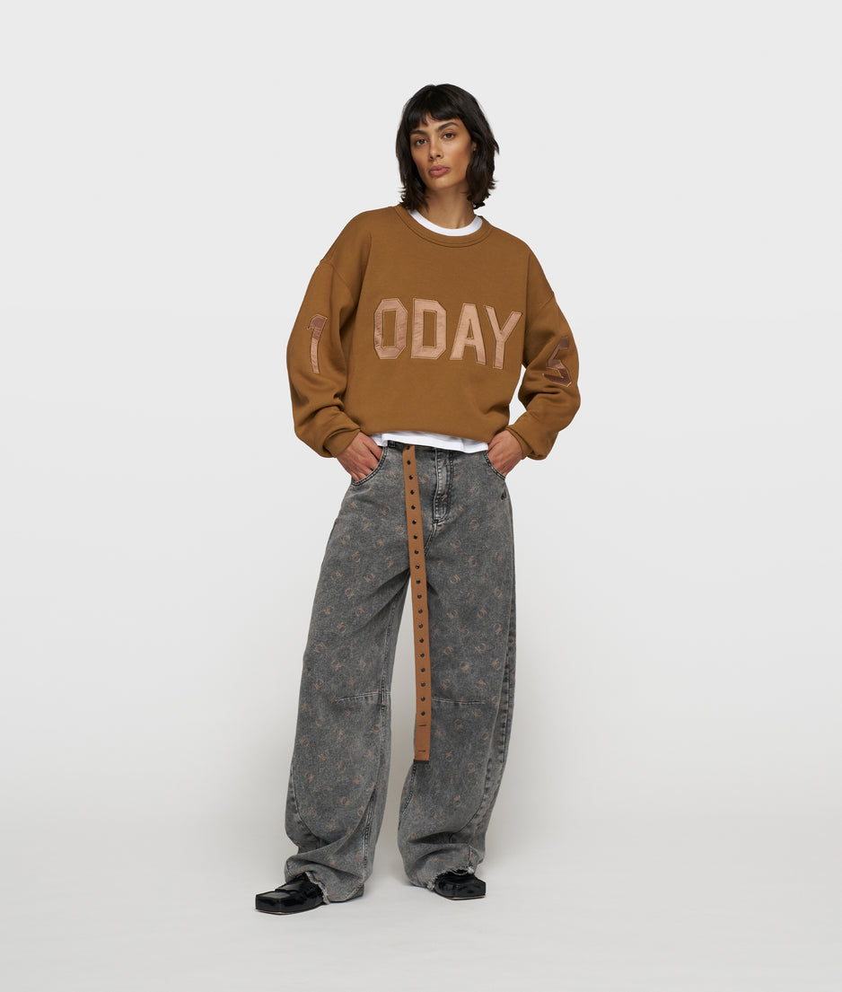 statement sweater logo | suede