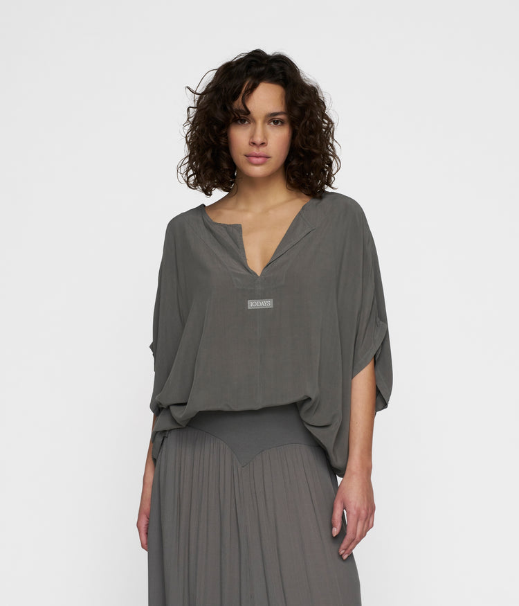 kimono top | oil