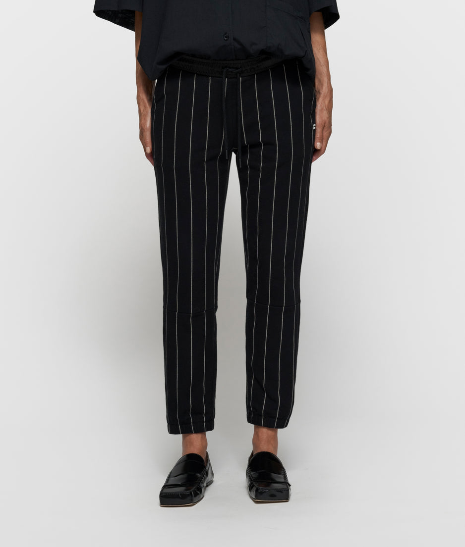 cropped jogger pinstripe | black
