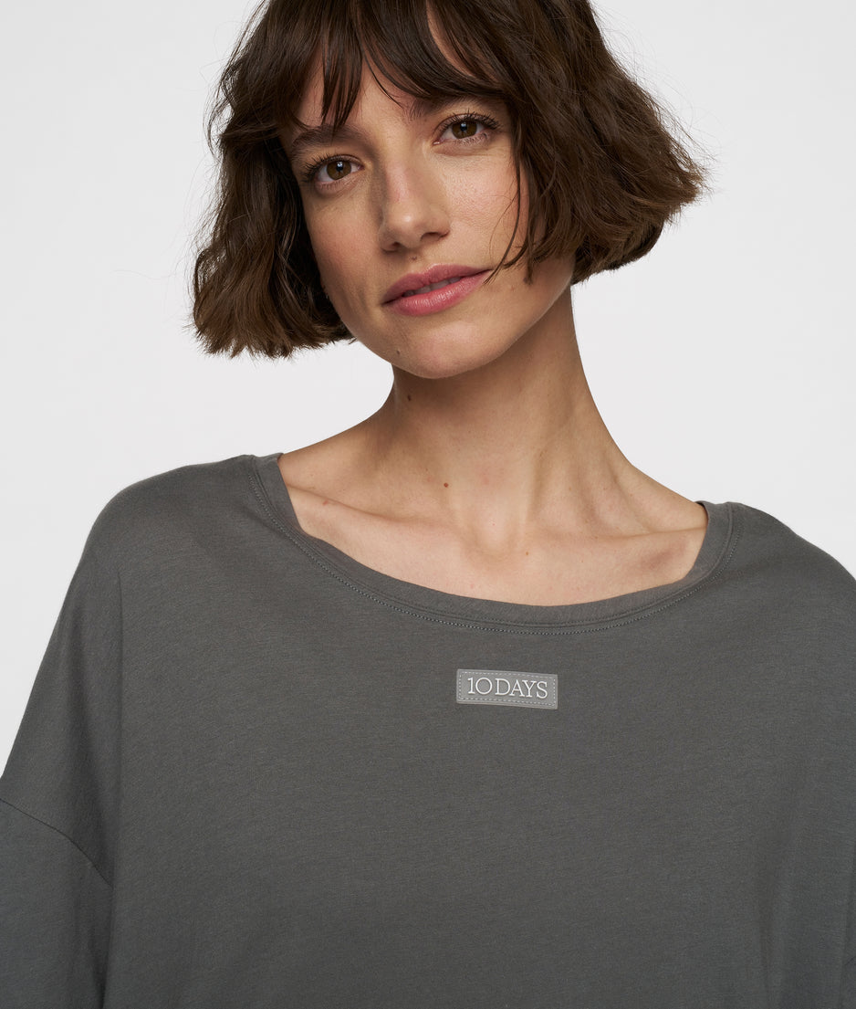 tee dress | oil