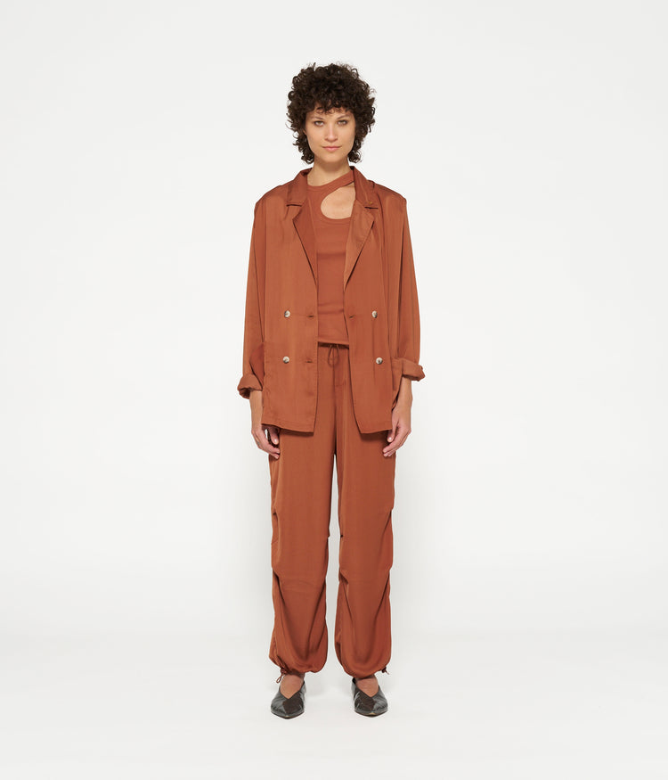 satin parachute pants | saddle brown