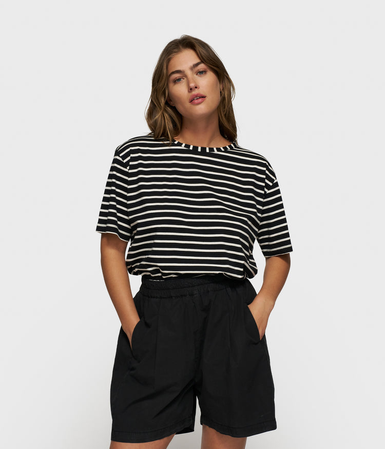 THE TEE STRIPES | black/white