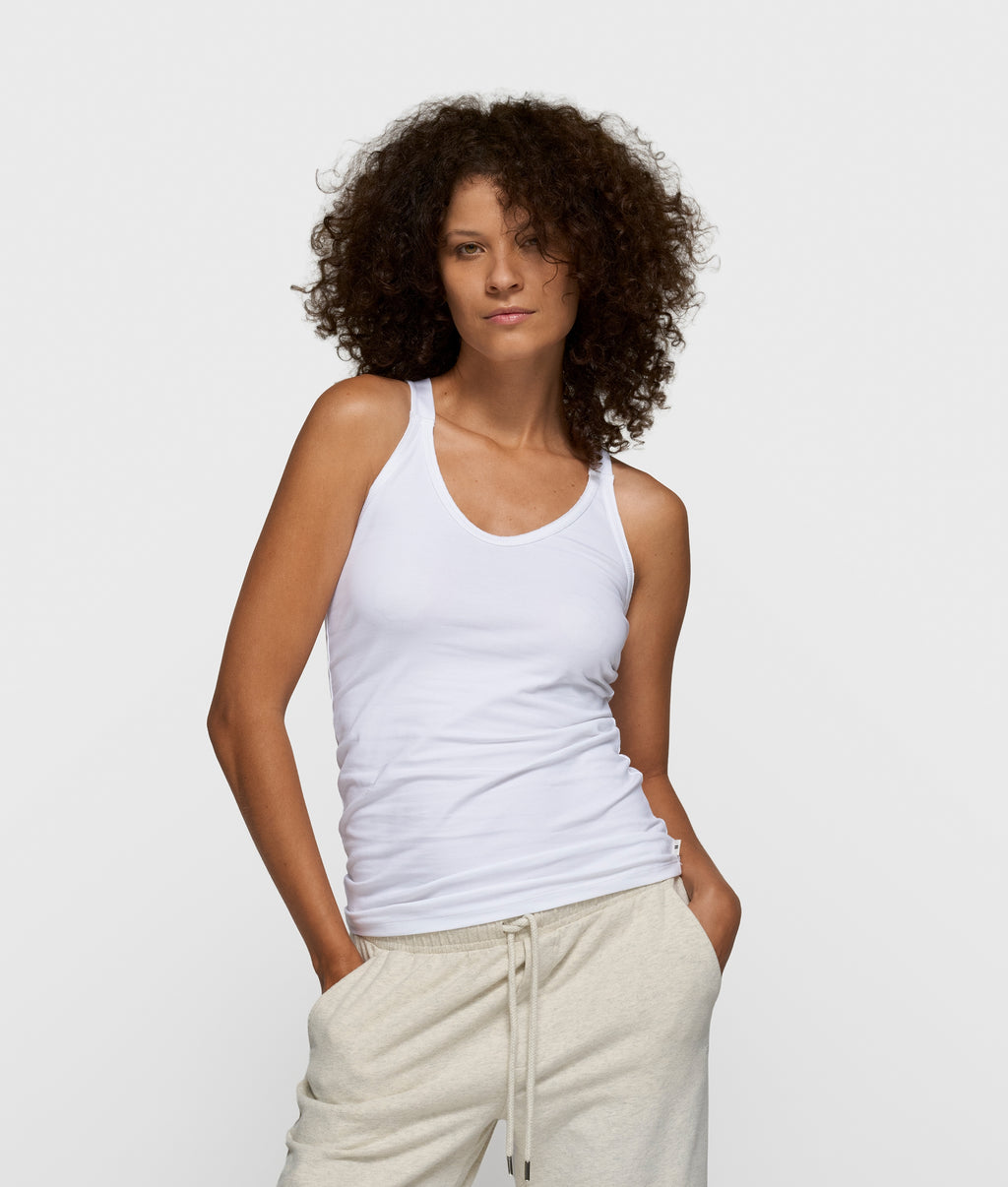 THE WRAPPER | white