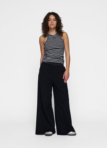 THE WIDE JOGGER | black