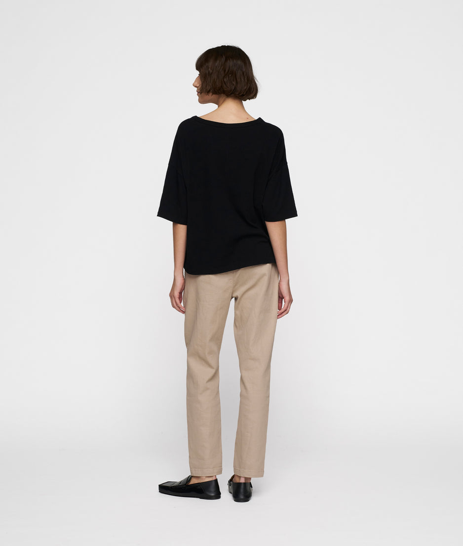 boxy tee | black
