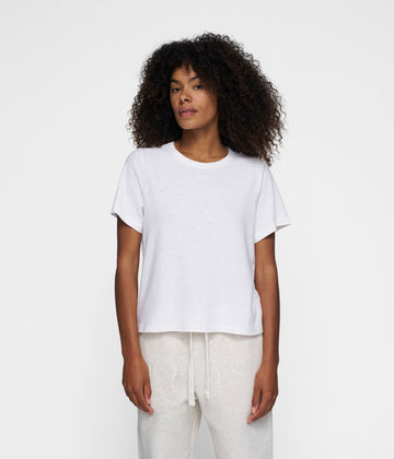 THE PETITE TEE LINEN | white