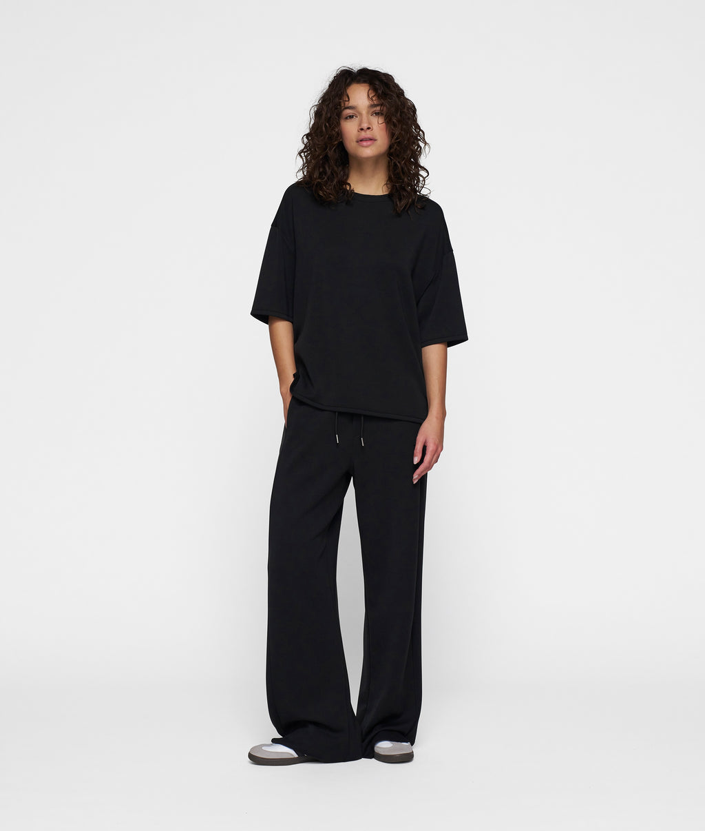 THE SOFT SCUBA TEE | black