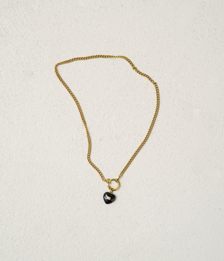 heart charm | black