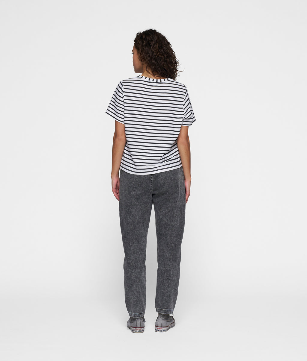 THE PETITE TEE STRIPES | white/black