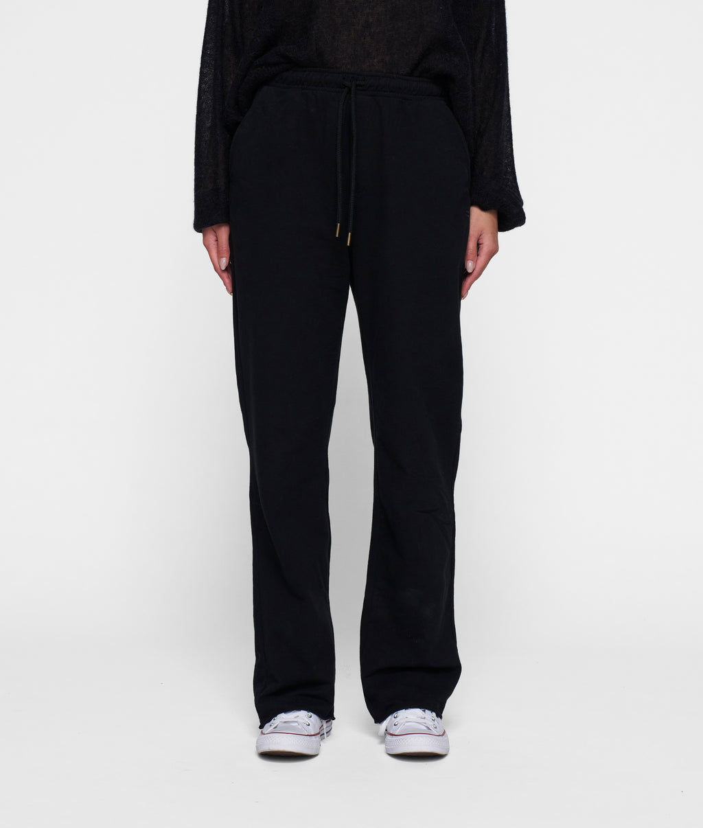 THE STRAIGHT JOGGER | black