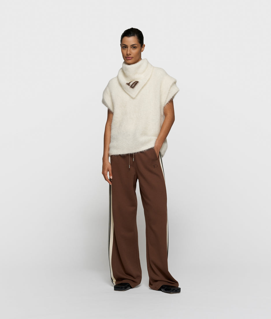 sleeveless knit sweater | ecru