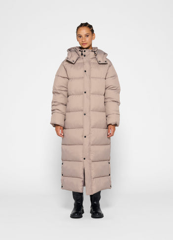 long puffer jacket | warm taupe