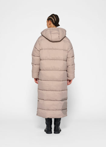 long puffer jacket | warm taupe
